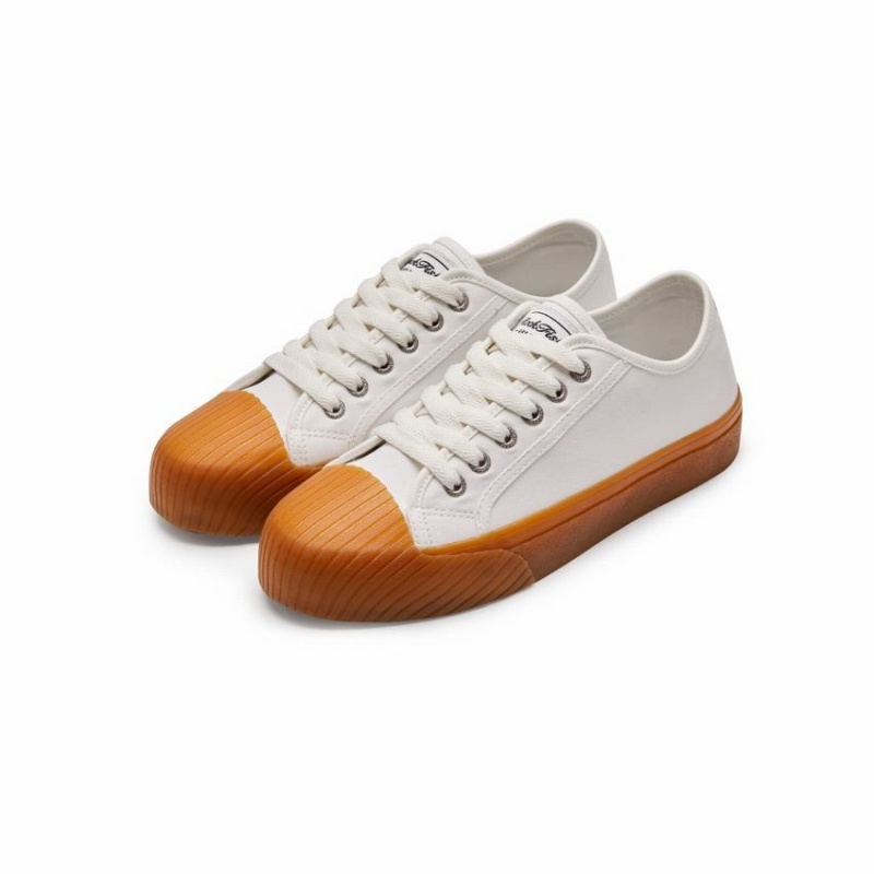 Rockfish Vintage 702 Canvas Trainer With Shell Shaped Toe Cap Women's Low-Top Sneakers White | UPJ4141VY